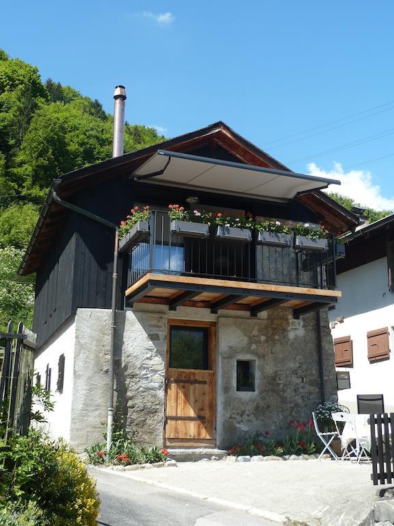 La Petite Grange Villa วิลลาร์-ซูร์-โอลง ภายนอก รูปภาพ